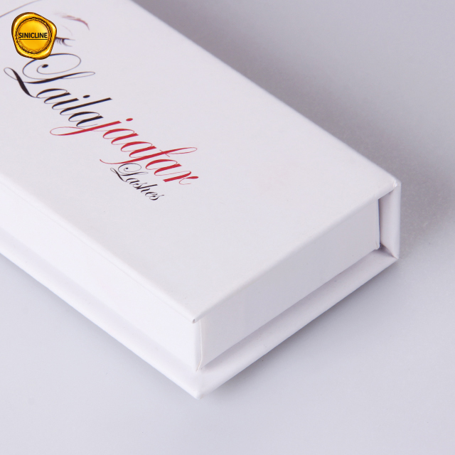 Boîte d'emballage de cils en carton blanc magnétique de marque privée